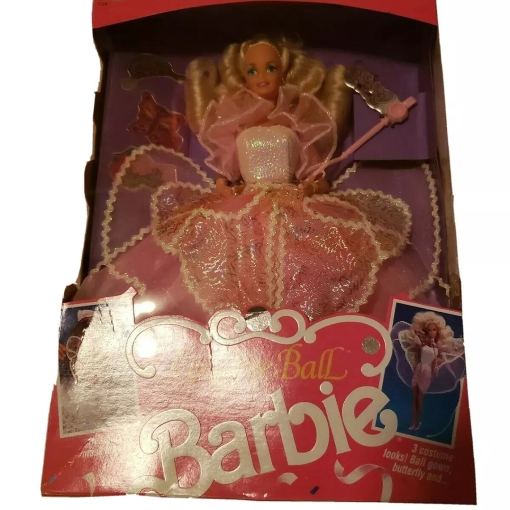 Costume Ball Barbie